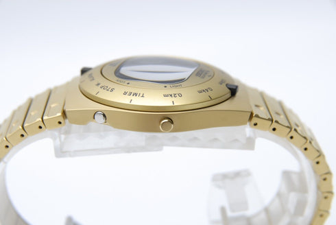 【 UNUSED 】 SEIKO Giugiaro Design A825-00D0 39mm 100m Water Resist Qz Men's Watch